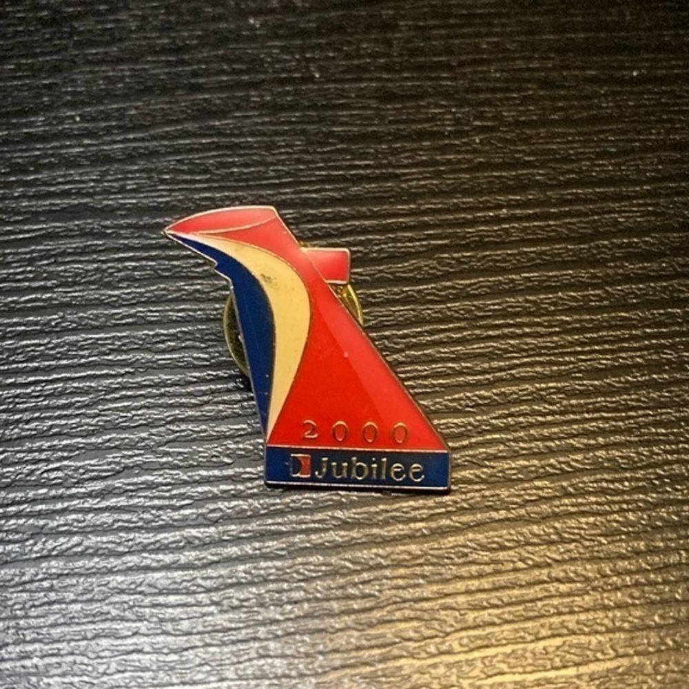 Carnival Jubilee 2000 Pin